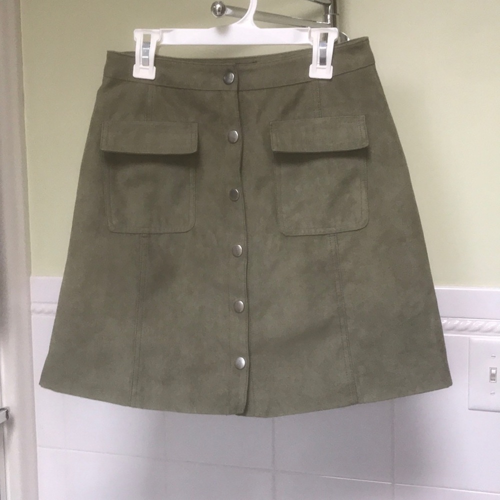 Green Suede Skirt with Pockets, XS
